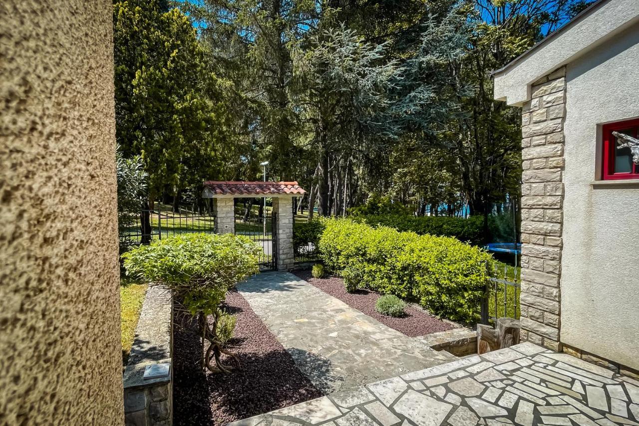Holiday Home Sofia Porec Ngoại thất bức ảnh