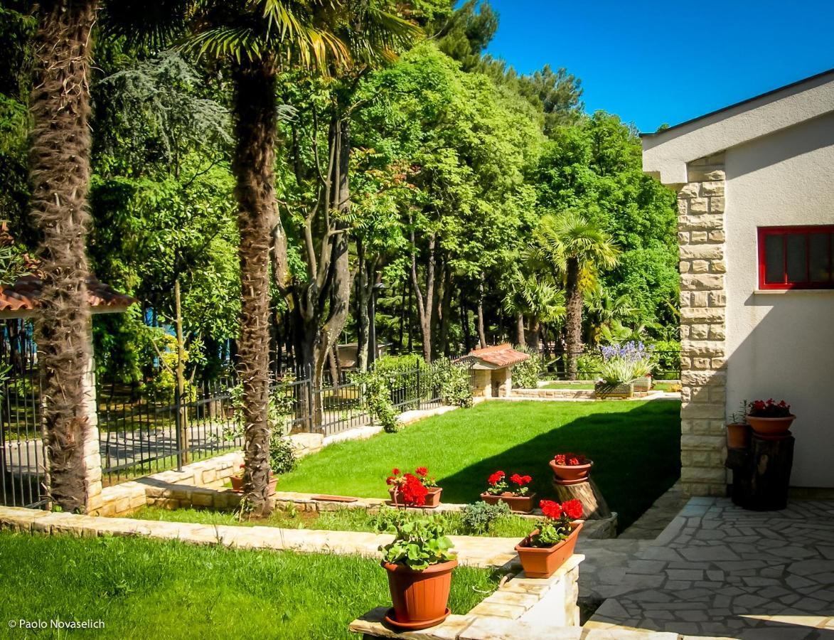 Holiday Home Sofia Porec Ngoại thất bức ảnh
